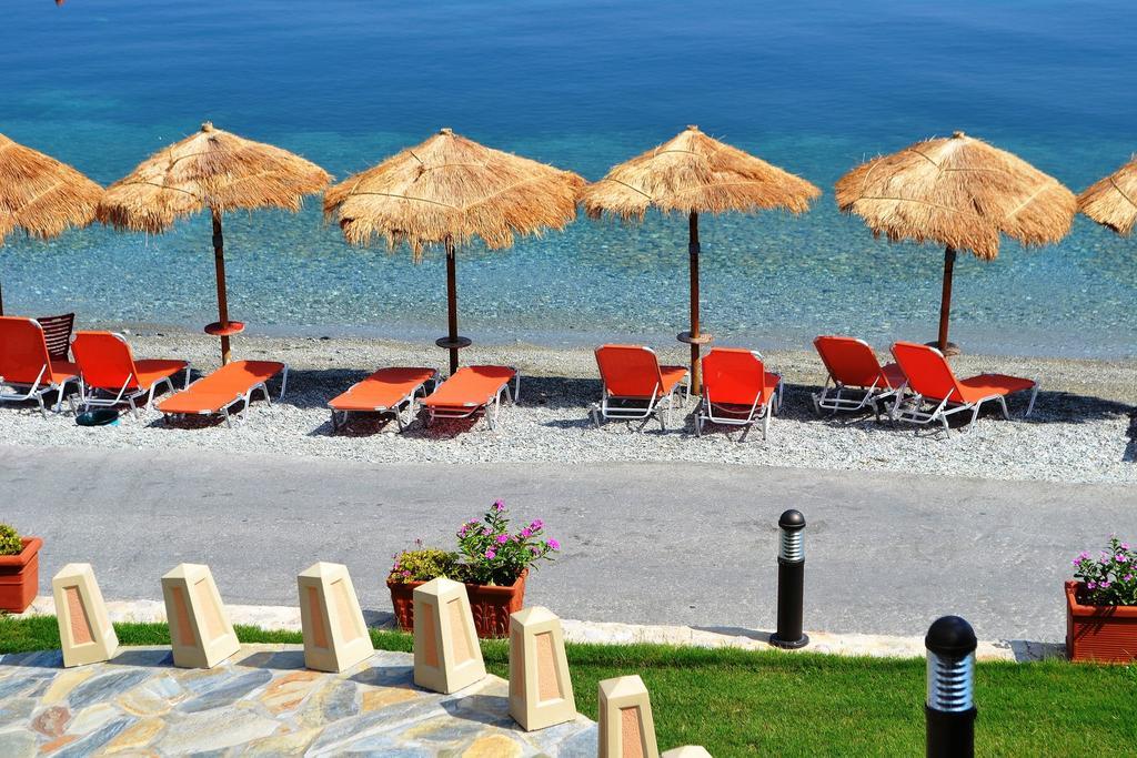 Готель Ilia Mare Екстер'єр фото