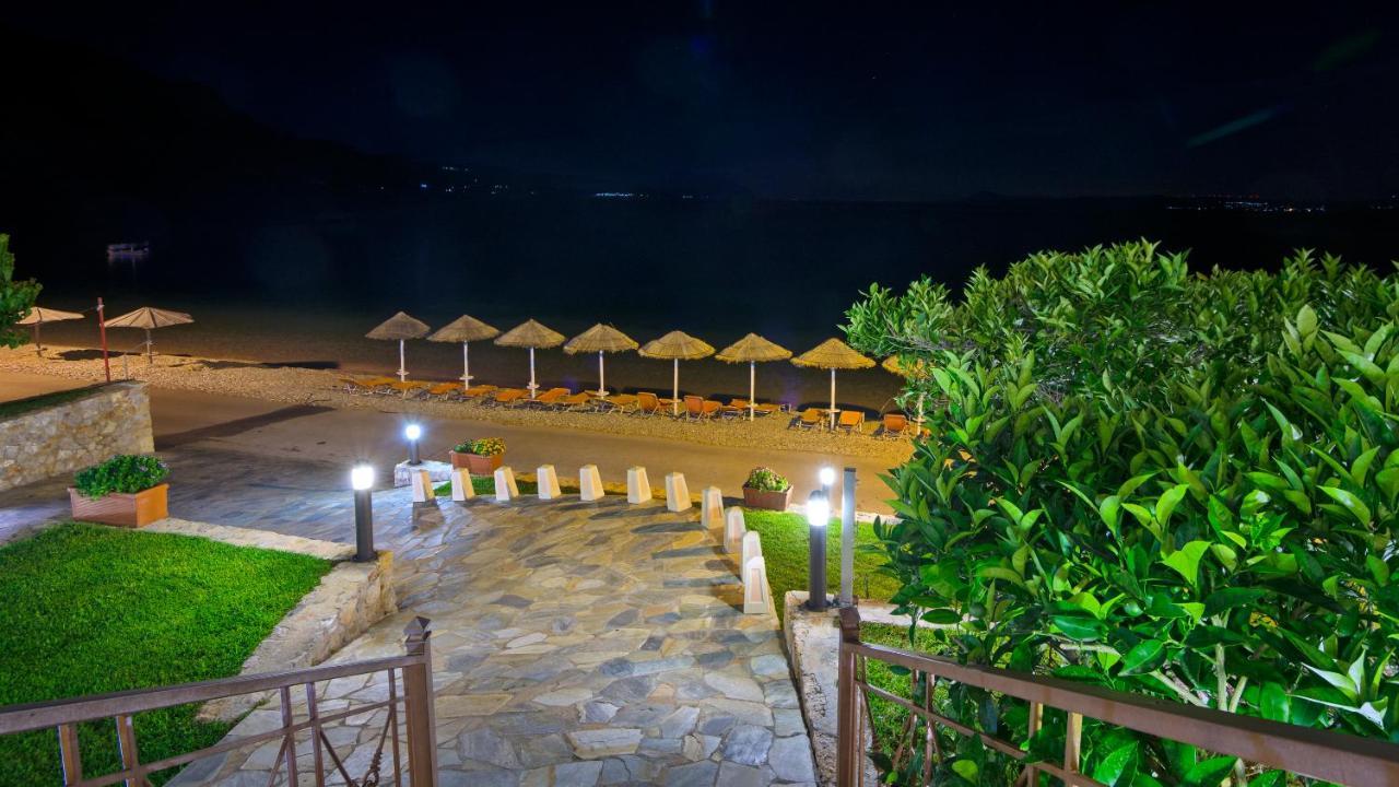 Готель Ilia Mare Екстер'єр фото
